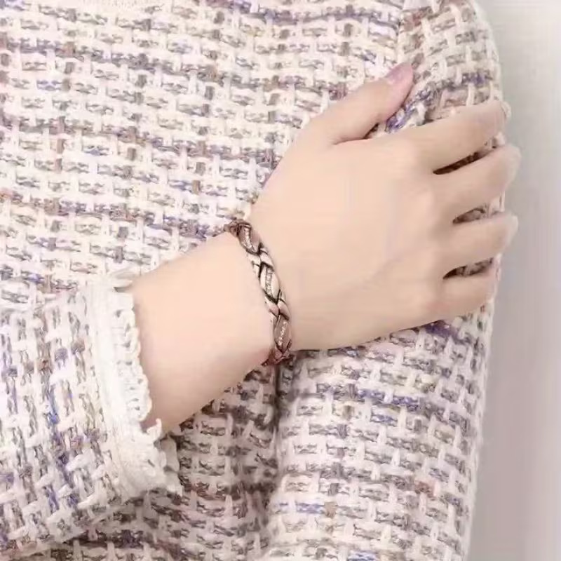 Energetic Copper Flow Magnetic Bracelet